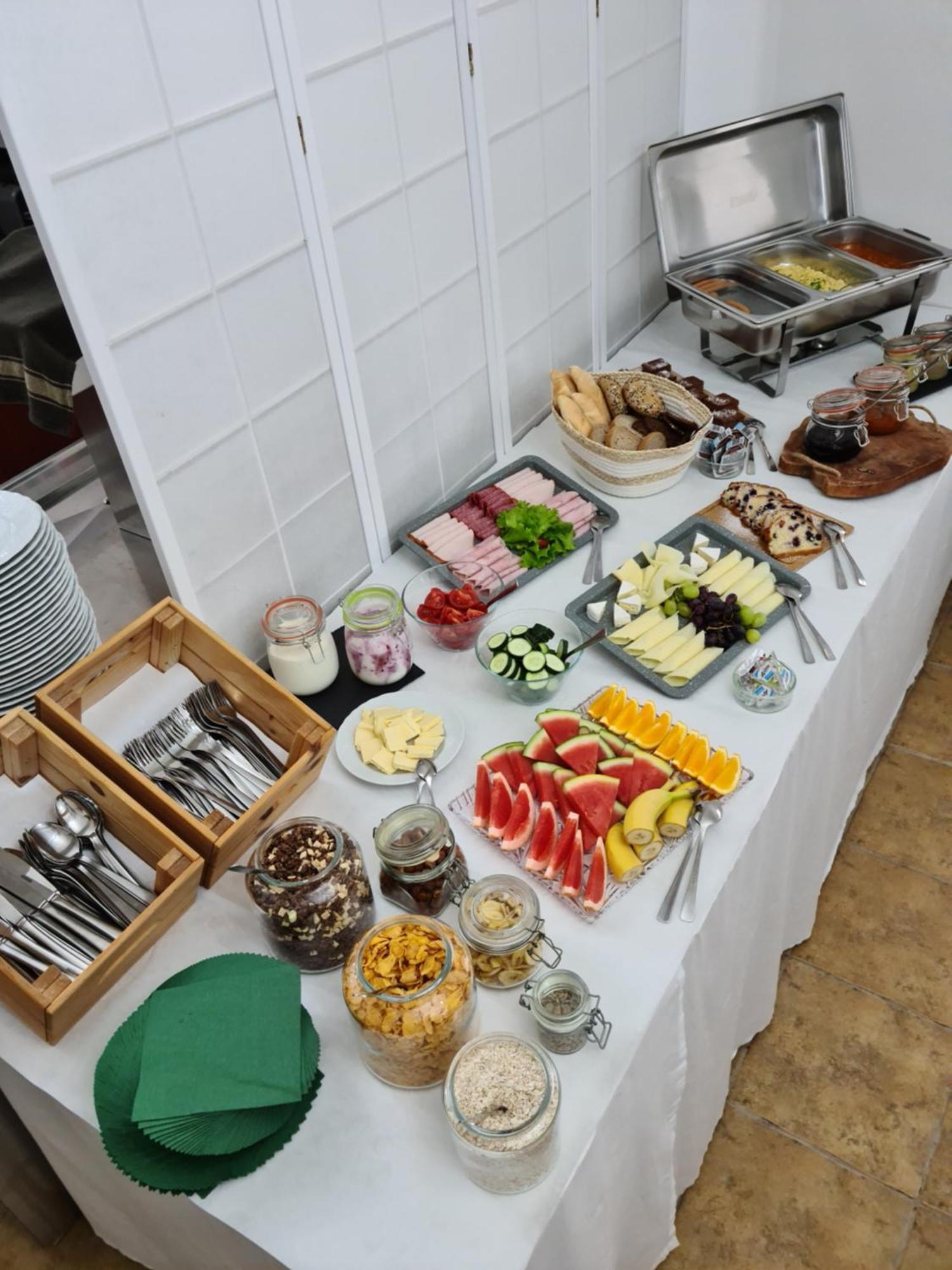 Bynovecky Zamecek Otel Dış mekan fotoğraf