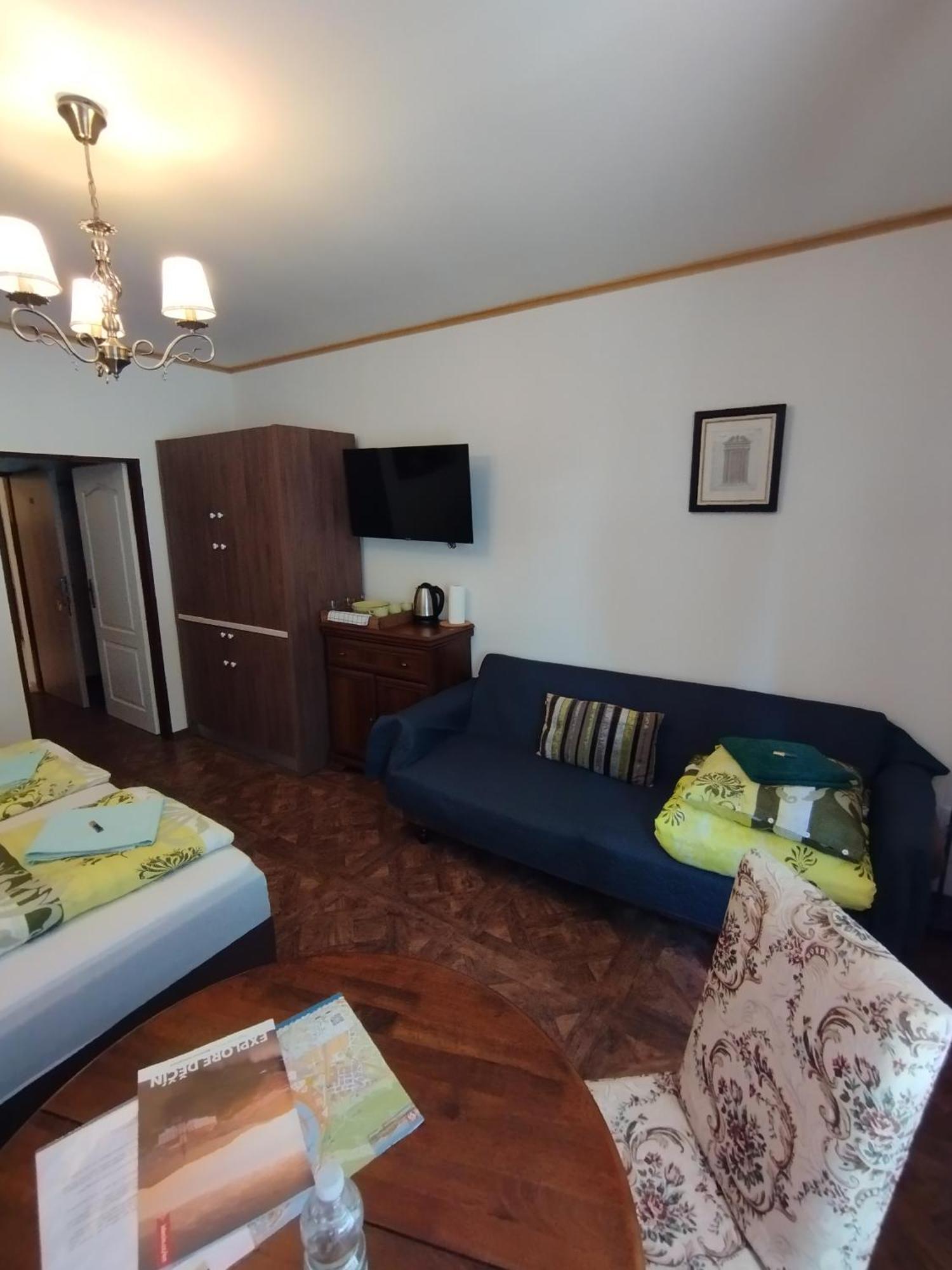 Bynovecky Zamecek Otel Dış mekan fotoğraf